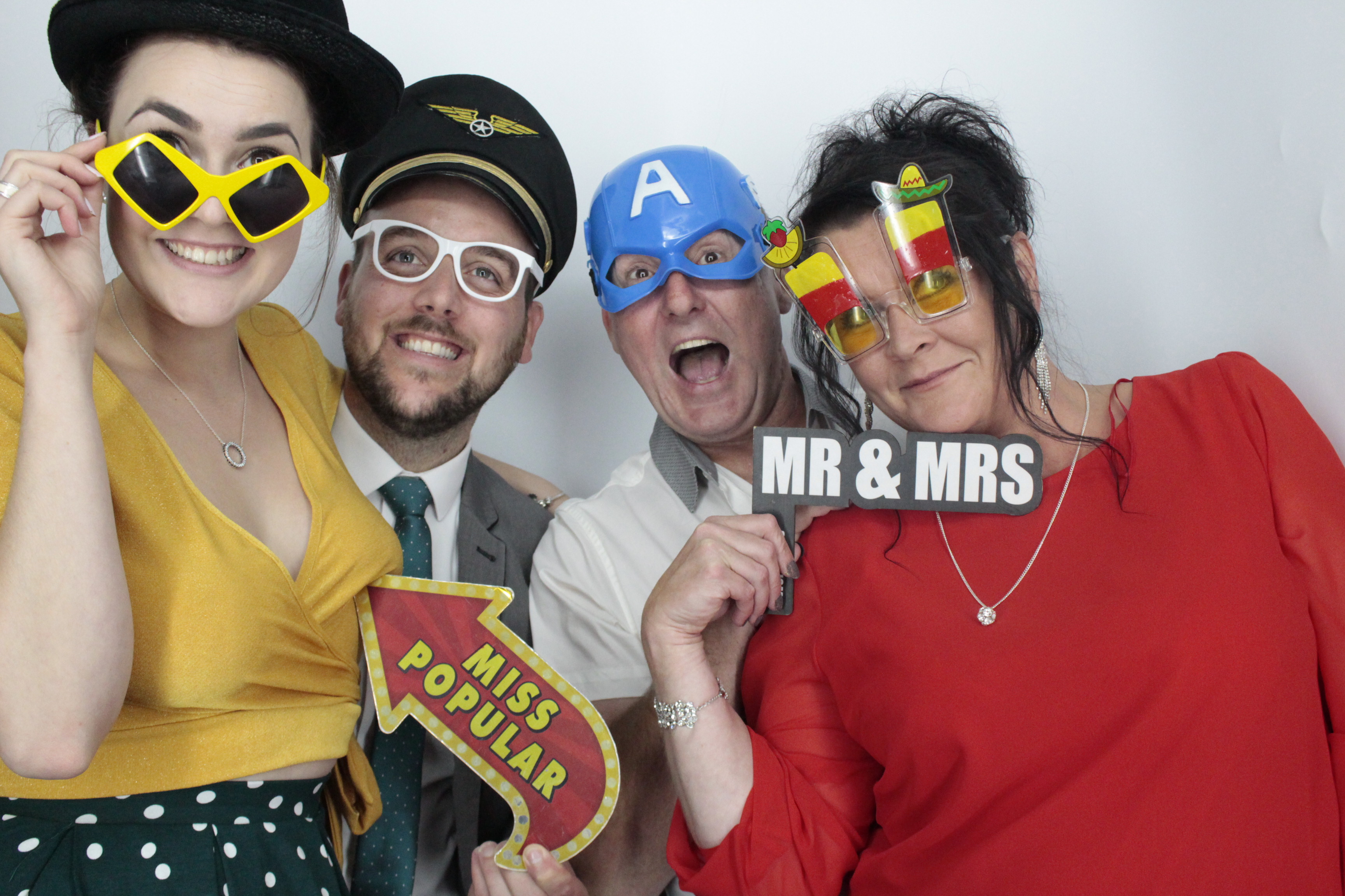 Kim & Andy's Wedding | View more photos from the event at gallery.myphotoboothexperience.co.uk/u/MyPhotoBoothExperienceLtd/Kim-Andys-Wedding